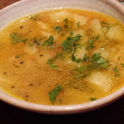 Aloo Ki Tarkari (Pakistani Potato Curry)