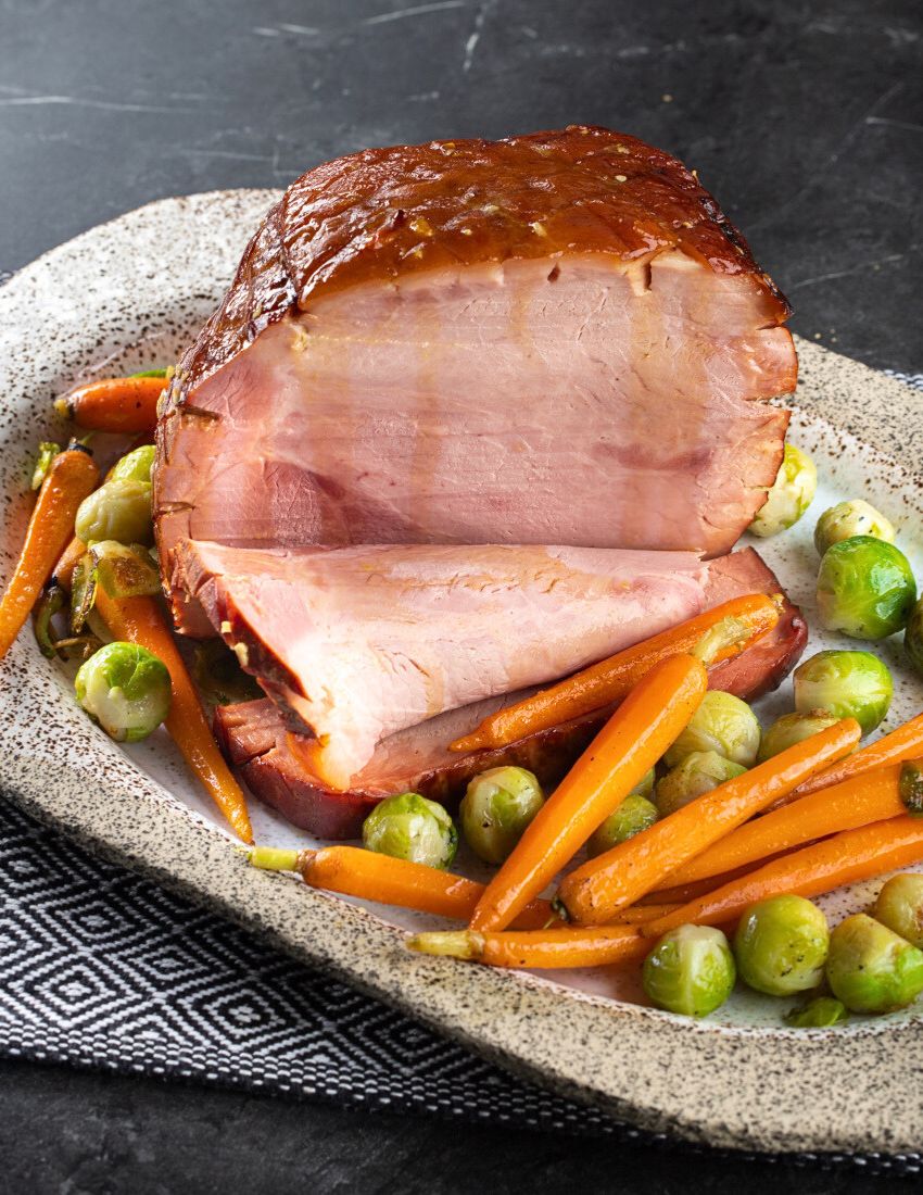 Garlic-Cinnamon Honey Glazed Ham