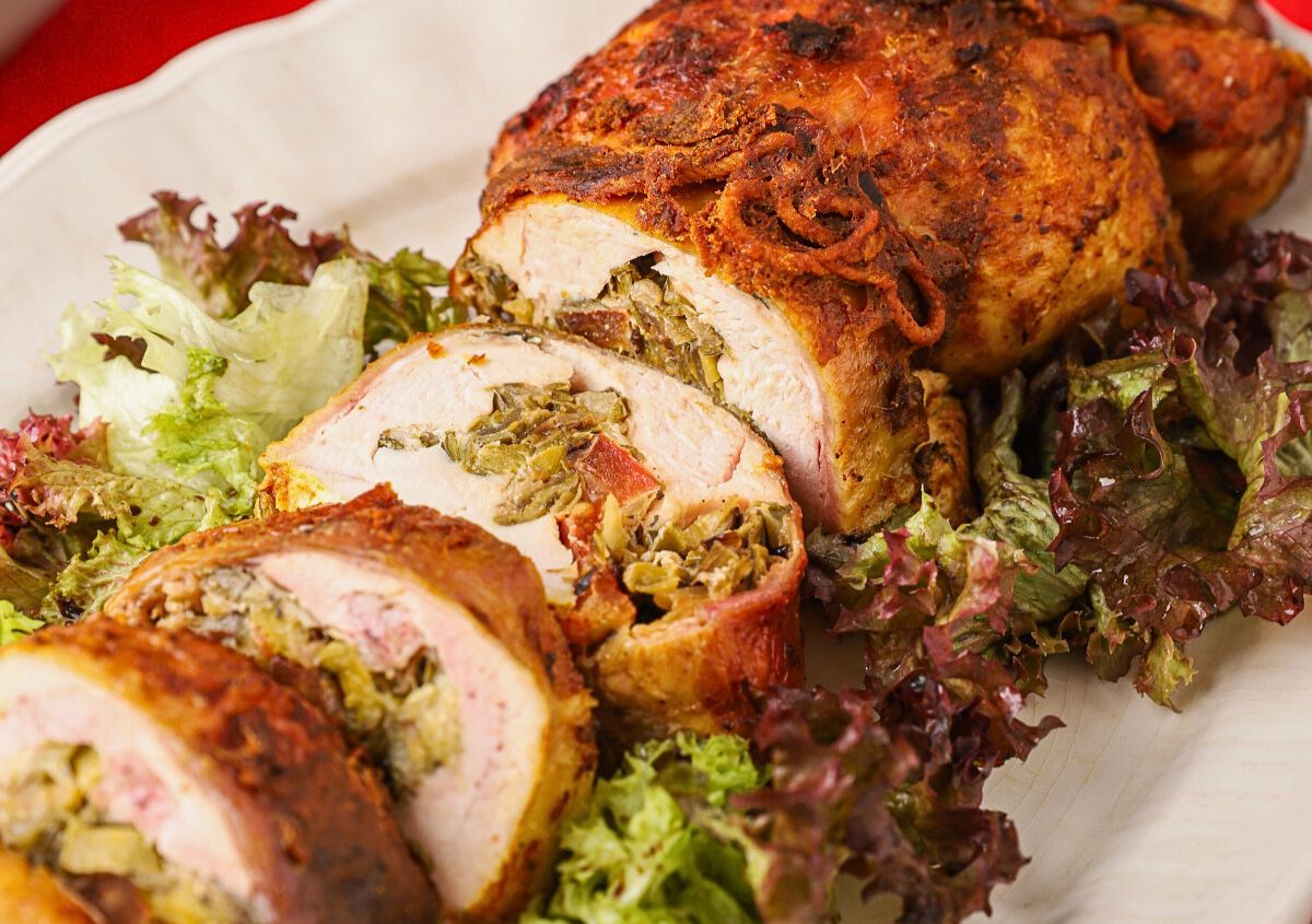 Stuffed Chicken Roll with Leek, Tomato and Cheese