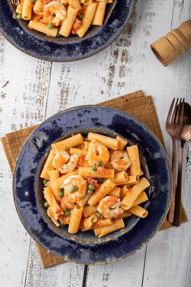 Rigatoni with Shrimps and Peas