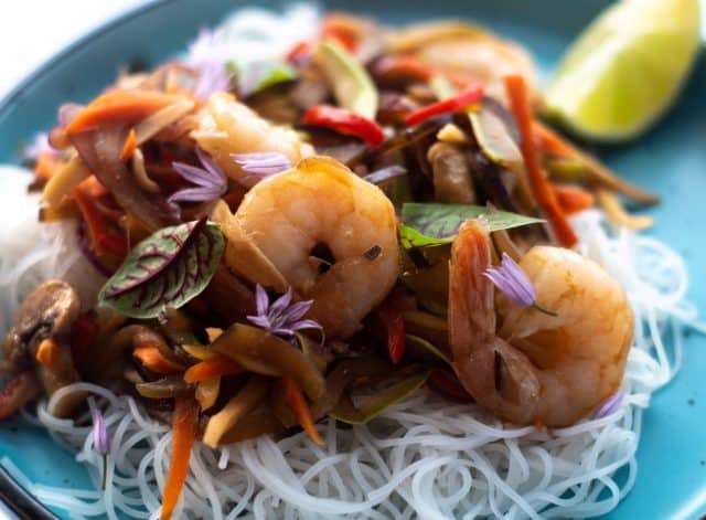 Wok-fried Vegetables with Shrimp and Rice Noodles